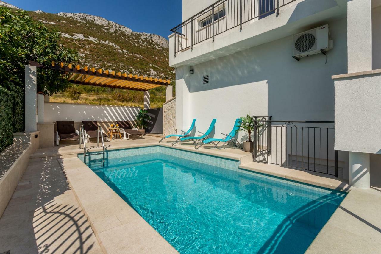 House Luce With Pool Apartment Cisla ภายนอก รูปภาพ